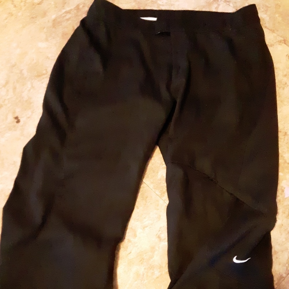 Nike capris
